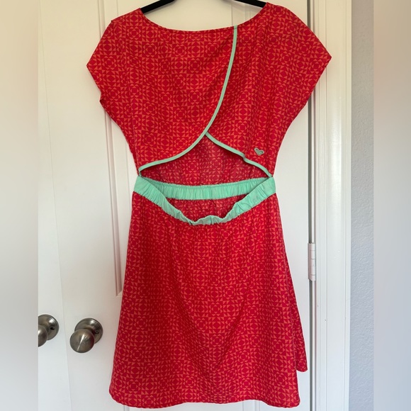 ❌SOLD❌Roxy Dress Teen's Large Red Geometric Mini Back Cutout Short Sleeve Swim - Picture 3 of 14